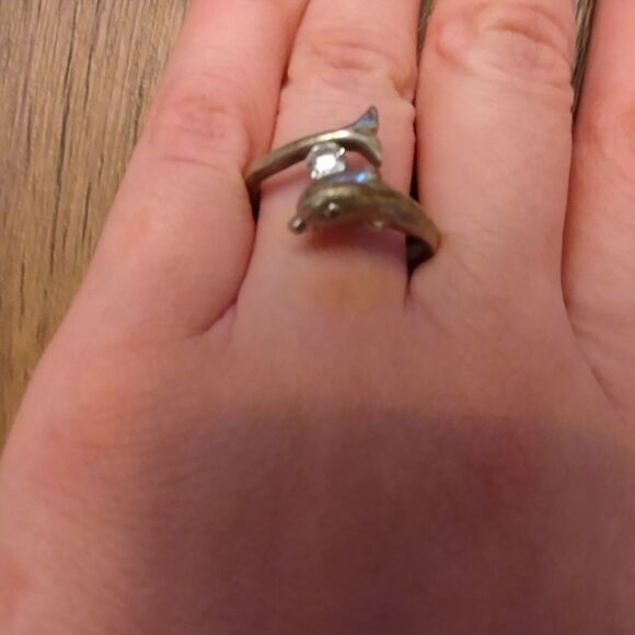 Silver dolphin crystal ring size 7 - Picture 1 of 3